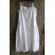 Robe - chemise ancienne blanche en dentelle