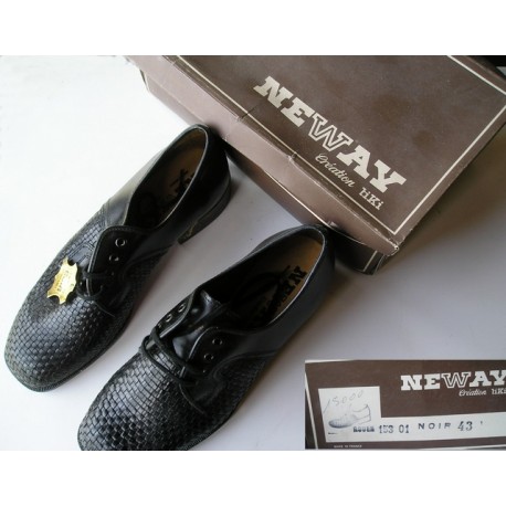 Chaussures neuves NeWay T43, en cuir tressé noir 