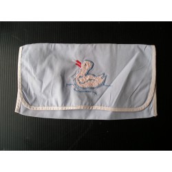 Porte serviette brodé, bébé