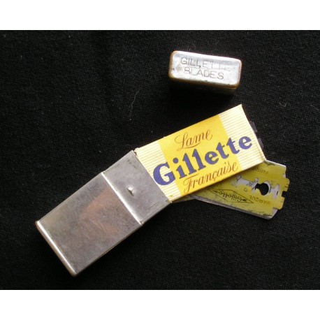 Etui ancien en métal, à lames de rasoir Gillette 