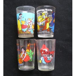 4 verres à moutarde Walt Disney Productions 