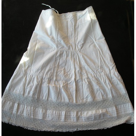 Robe -chemise -jupon ancien, dentelle