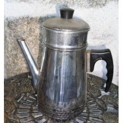 Cafetière métal chromé, complète