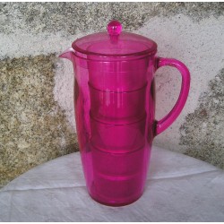 Pot à eau et verres, plastique rose