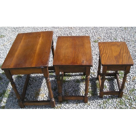 3 Tables gigognes