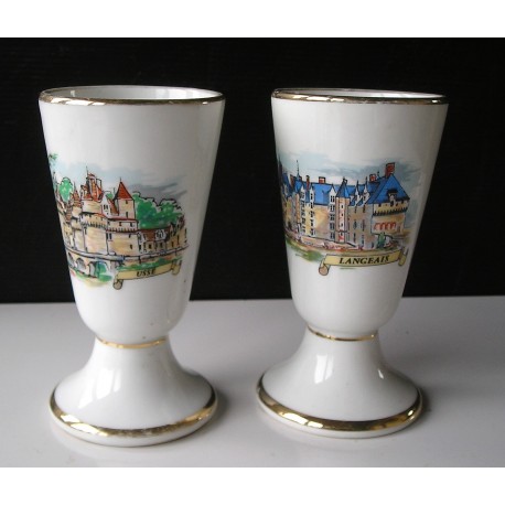 Mazagrans  en porcelaine Chateau de Langeais  et Ussé