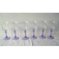 6 verres à vin, pied mauve