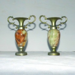 2 petits vases laiton et albâtre 10cm
