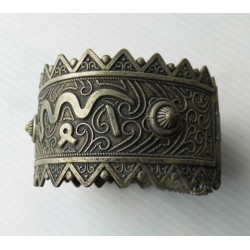 Bijou ancien ethnique, bracelet manchette