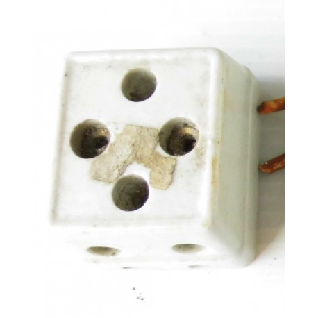 Prises carrées en porcelaine-mat. électrique ancien (2)