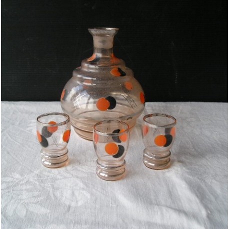 Carafe  et 3 petits verres,  service ancien, vintage