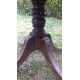 Table rectangle ancienne, pied central 3 embouts griffes de lion en bronze, 2 rabats, 2 tiroirs