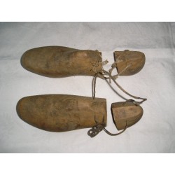 Embauchoirs-formes à chaussures, anciens