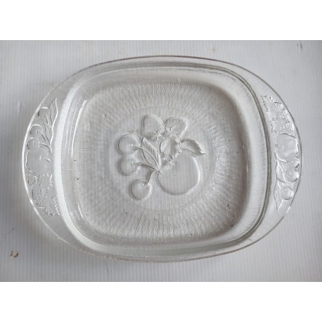 Plat ancien en verre épais, sculpté