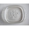 Plat ancien en verre épais, sculpté