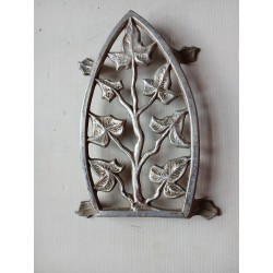 Ancien repose fer en alu.décor lierre 21cm