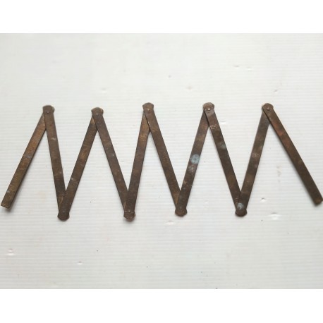 Mètre pliant ancien en laiton sections de 10cm