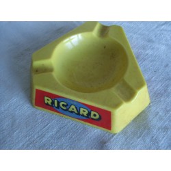 Ancien cendrier Ricard