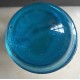Flacon bleu en verre moulé 19cm