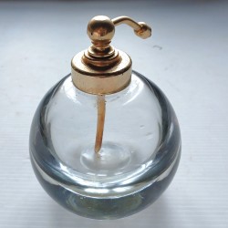 Flacon de parfum art déco, verre très lourd