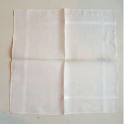 2 Mouchoirs anciens en LINON