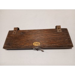 Bloc à lettres dans ensemble en bois