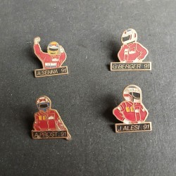 4 PIN'S auto FORMULE 1