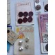 LOT de plaques de boutons vintage, mercerie