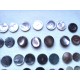 LOT de 60 boutons  nacrés anciens , mercerie