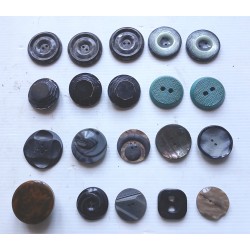 LOT de 30 gros boutons vintage, mercerie 3à4cm