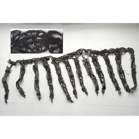 Pièce de passementerie , perles noires, années 30 ART DECO , mercerie ancienne.