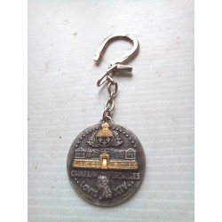 Porte clé Chateau de Versailles 1957, cinquantenaire du restaurant LE LONDRES