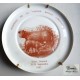 Assiette commémorative "Journées de la viande bovine Limousine 1985" , ST LEONARD DE NOBLAT, porcelaine COQUET Limoges. 25cm