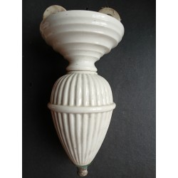Monte baisse ancien en porcelaine blanche 18cm