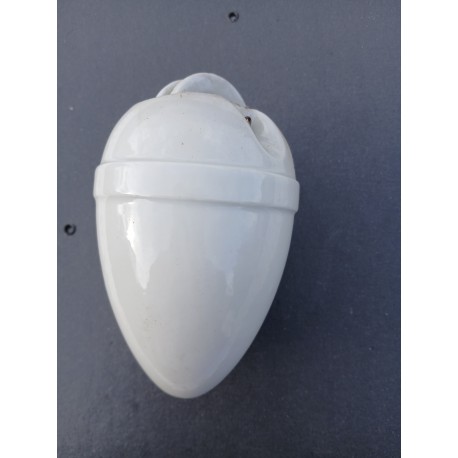 Monte baisse ancien en porcelaine blanche 12cm