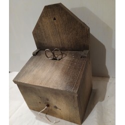 Boite ancienne en bois à ficelle et allumettes, cuisine