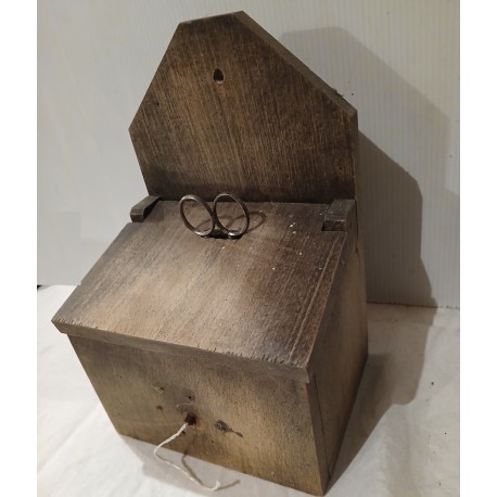 Boite ancienne en bois à ficelle et allumettes, cuisine