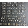 LOT de ~100 boutons en verre