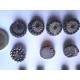 LOT de 90 boutons-bjoux anciens , noirs , dorés, strass,10mm, mercerie (lot 2)