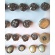 LOT de 90 boutons-bjoux anciens , noirs , dorés, strass,10mm, mercerie (lot 2)