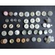 Lot(s) de boutons anciens blancs