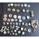 Lot(s) de boutons anciens blancs