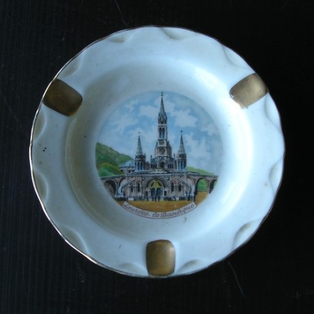 Cendrier en porcelaine de Limoges, basilique de Lourdes