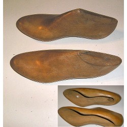 Formes à chaussures en bois